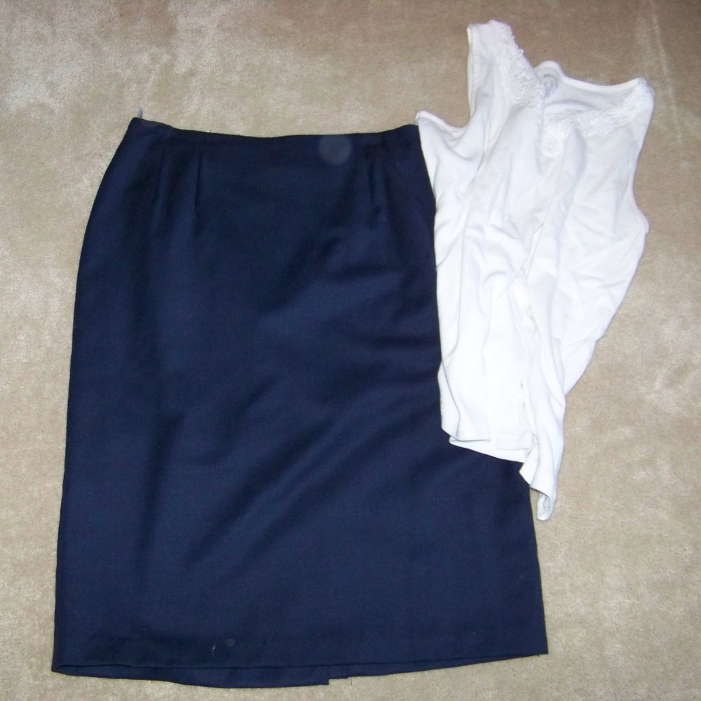 Collections Internationale Navy Blue 100% Pure Virgin Wool Skirt Size 14